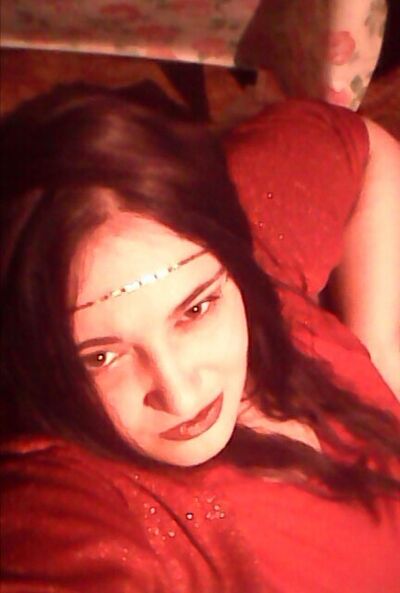  ,   Domina, 41 ,   ,   , c 