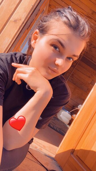  ,   Anastasia, 28 ,   ,   