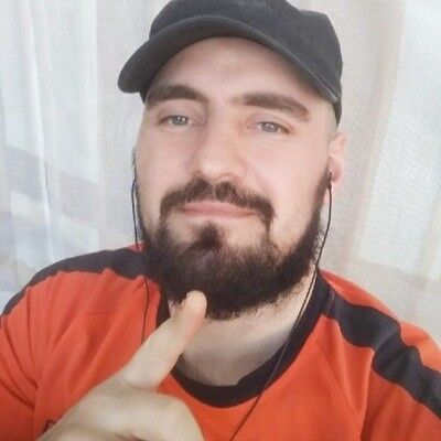  ,   Malik, 32 ,   ,   , c 
