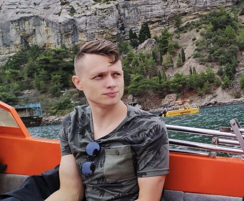  ,   Alex, 31 ,   ,   , c , 