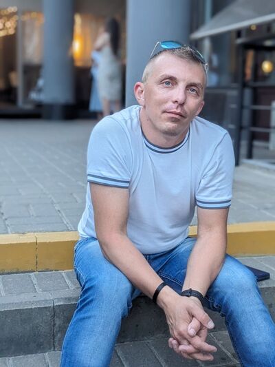  ,   Igor, 37 ,   ,   