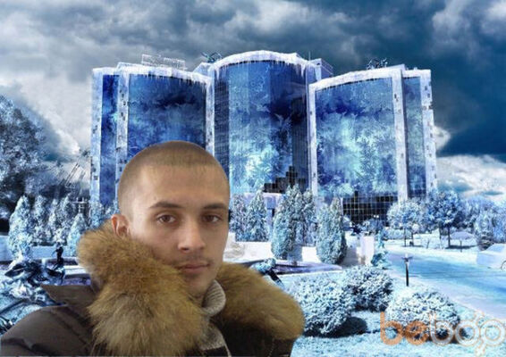  ,   Alejandro, 37 ,   