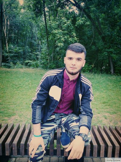  ,   Rustam, 29 ,   