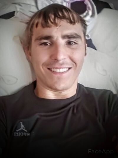  ,   Mikhail, 35 ,   ,   , c , 