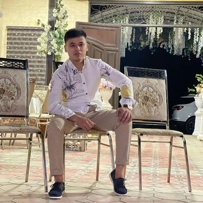  ,   Alex, 25 ,   ,   