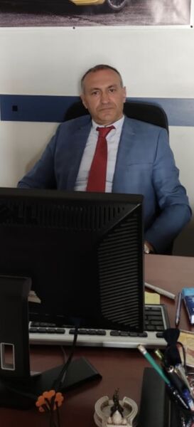  ,   Armen, 48 ,   ,   