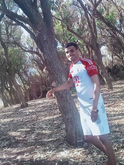  ,   Ali, 26 ,   ,   , c 