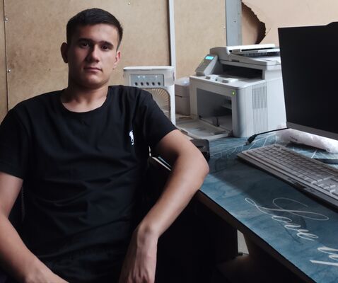  ,   Shodibek, 20 ,   ,   