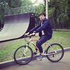  ,  EZIZ, 31