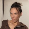  ,  Stefani, 21