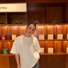  ,  Angela, 25