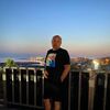  ,  Jony, 44