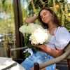  ,  Anya, 37