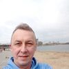  ,  Dima, 40