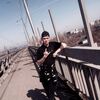  ,  Artem, 21