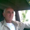  --,  Homme, 64
