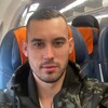 ,  Komton, 29