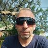  ,  Alex, 20